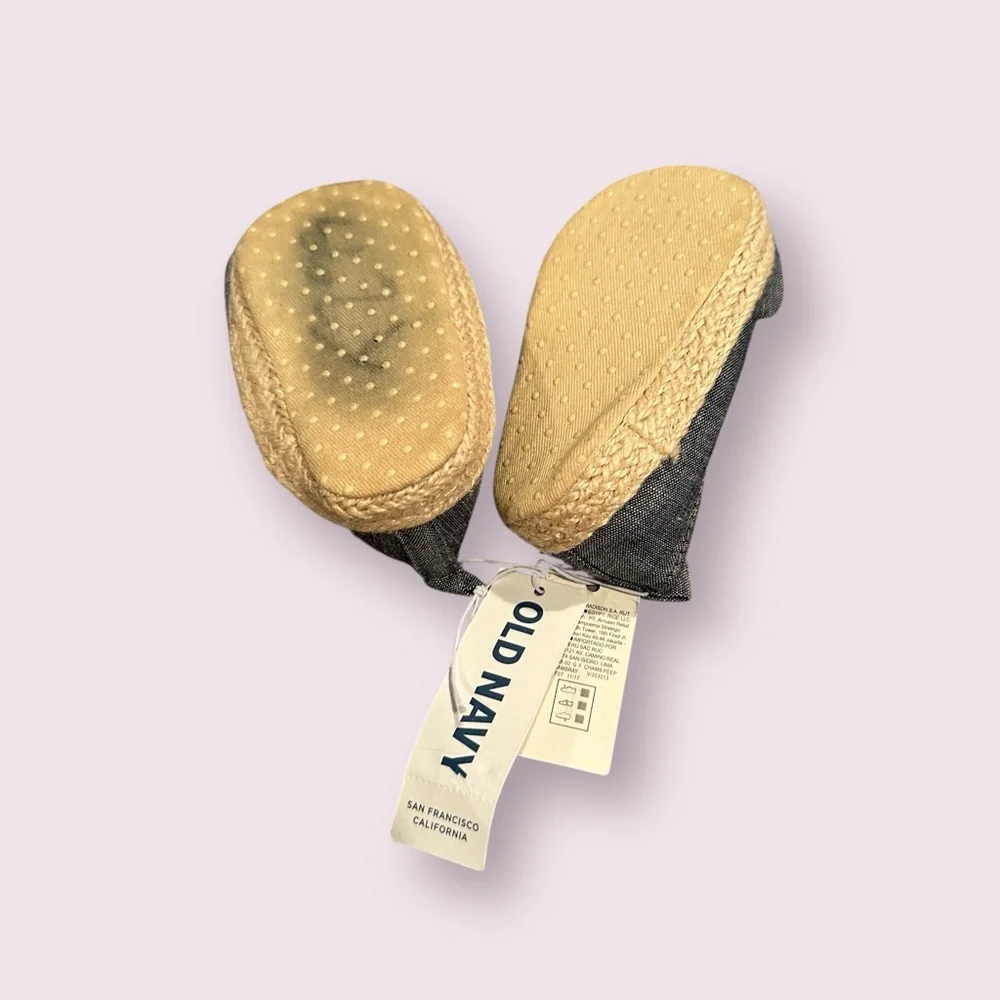NWT Baby Old Navy Charcoal Denim Shoes with Bow 6-12 Mon